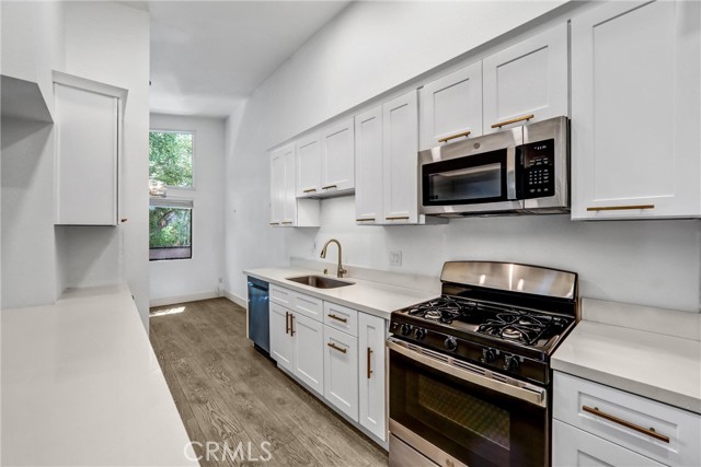 2 Bed Home for Sale in Valley Village, California