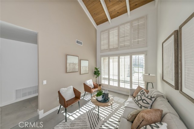 Detail Gallery Image 3 of 28 For 453 Westchester, Fullerton,  CA 92835 - 3 Beds | 3 Baths