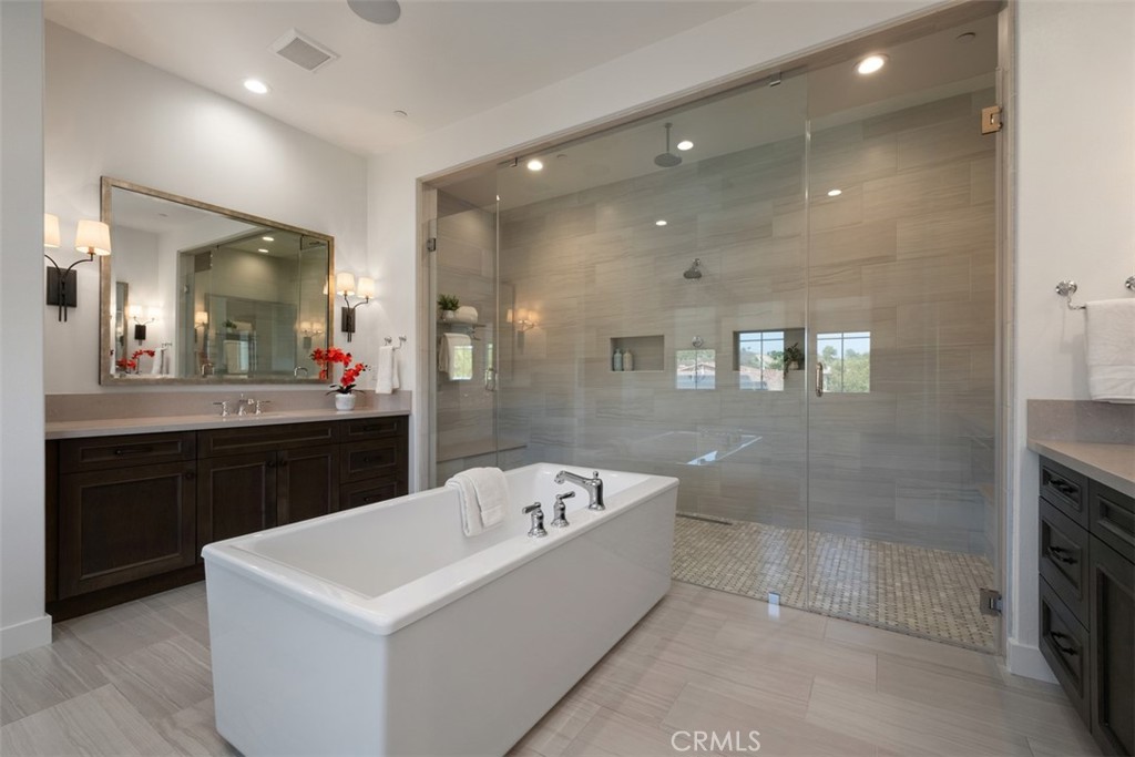 MLS #OC26039727 image #21