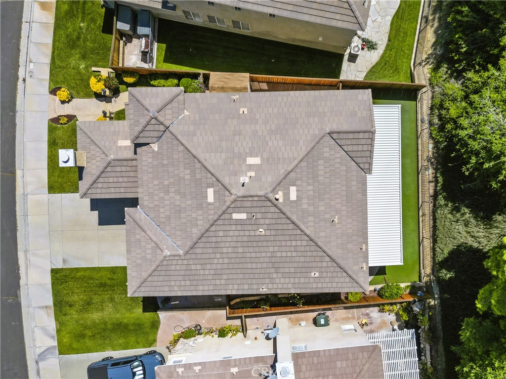 https://media.crmls.org/medias/89714402-1110-4790-aad4-5e5da2723c78.jpg?preset=X-Large