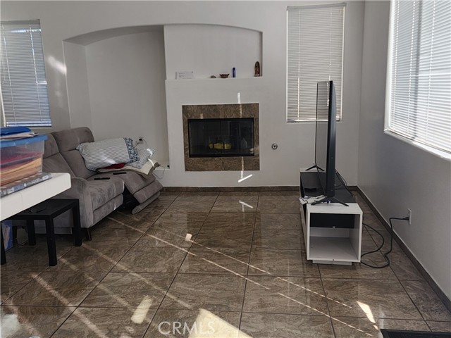 Detail Gallery Image 8 of 15 For 28455 Red Apple Rd, Menifee,  CA 92585 - 3 Beds | 2 Baths