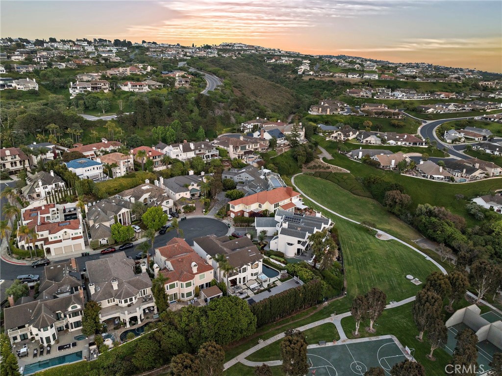 MLS #OC25118659 img 37