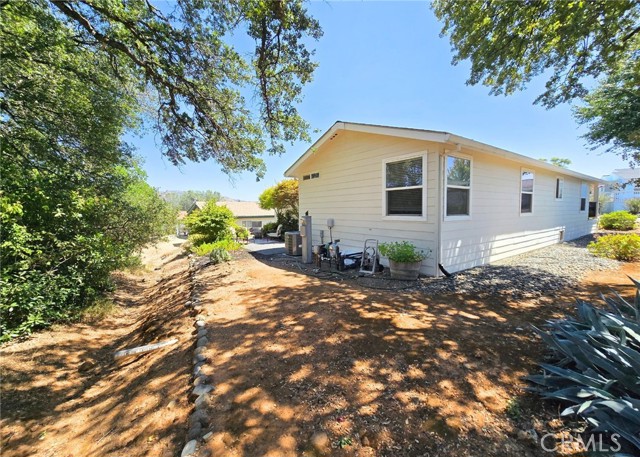 408 Tanglewood, Oroville CA: https://media.crmls.org/medias/8973cd68-5864-4b08-9014-1a1e021bc657.jpg