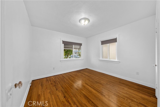 Detail Gallery Image 30 of 38 For 4260 Mcconnell Bld, Los Angeles,  CA 90066 - 2 Beds | 1 Baths