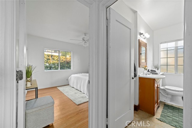 Detail Gallery Image 22 of 33 For 1119 Princeton Dr, Glendale,  CA 91205 - 2 Beds | 1 Baths