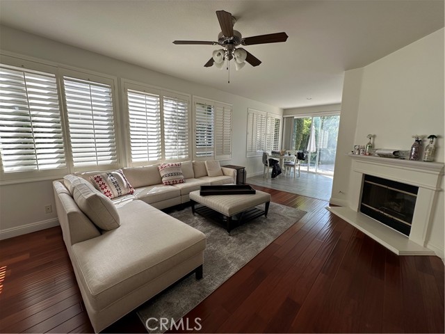 Detail Gallery Image 5 of 18 For 9 Blue Spruce, Irvine,  CA 92620 - 4 Beds | 3 Baths