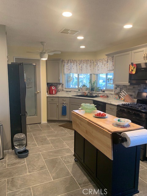 4401 Camelot Place, Bakersfield CA: https://media.crmls.org/medias/89751604-74f1-454d-85ef-db3c514bac6c.jpg