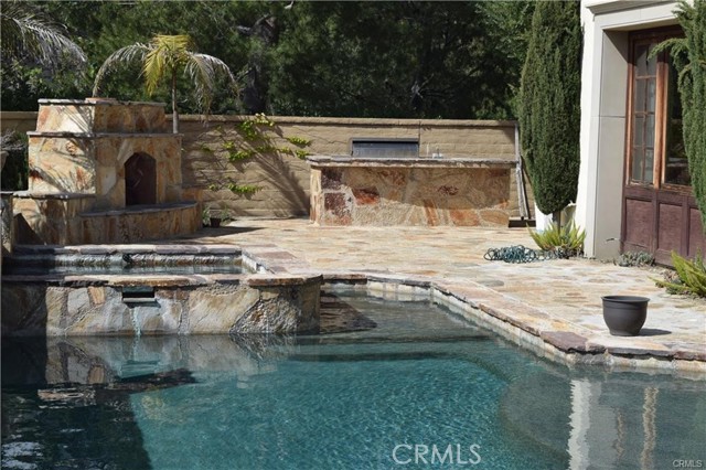Private pool
