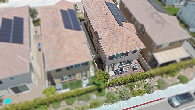 202 Bay Laurel Court, Vista CA: https://media.crmls.org/medias/8975274b-e2ee-46d5-ae50-5b765b8c3804.jpg