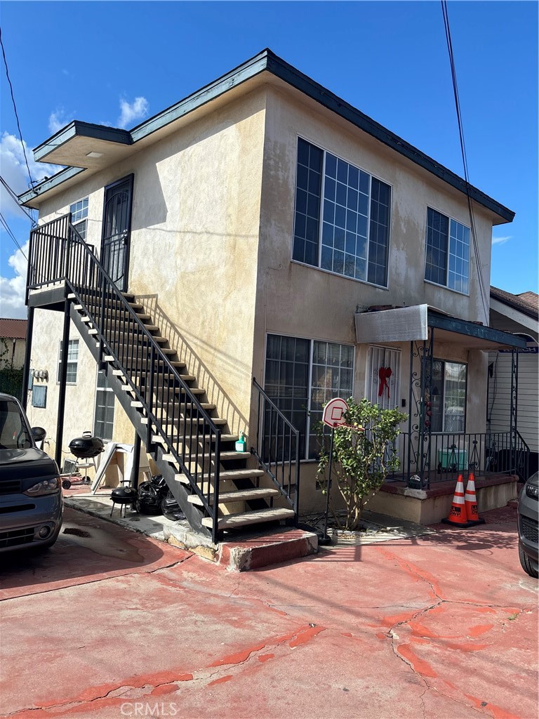 426 W 51st