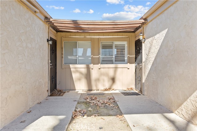 Detail Gallery Image 5 of 30 For 616 S Santa Fe, Hemet,  CA 92543 - 2 Beds | 2 Baths