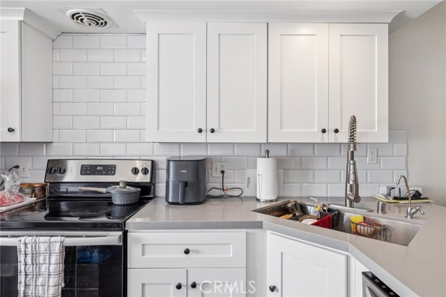 Detail Gallery Image 9 of 31 For 312 N Louise St #210,  Glendale,  CA 91206 - 2 Beds | 2 Baths