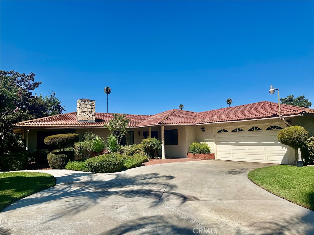 2636 Maude Street
