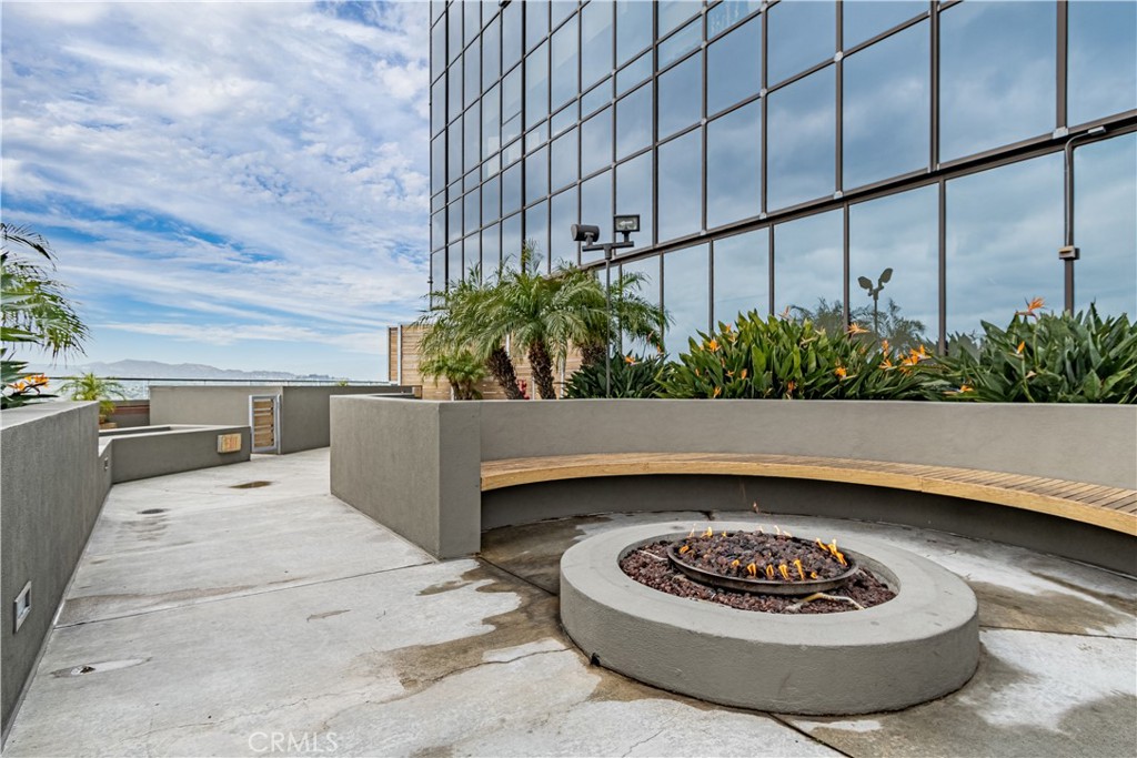 1100 Wilshire Boulevard 3106