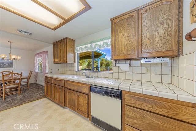 Detail Gallery Image 11 of 35 For 31045 Revis Rd, Coarsegold,  CA 93614 - 3 Beds | 2/1 Baths