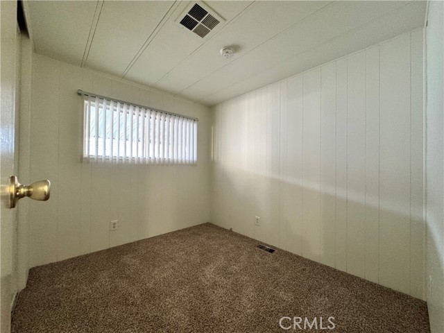 Detail Gallery Image 12 of 17 For 10811 Columbus Ave #7,  –,  CA 91345 - 2 Beds | 1 Baths