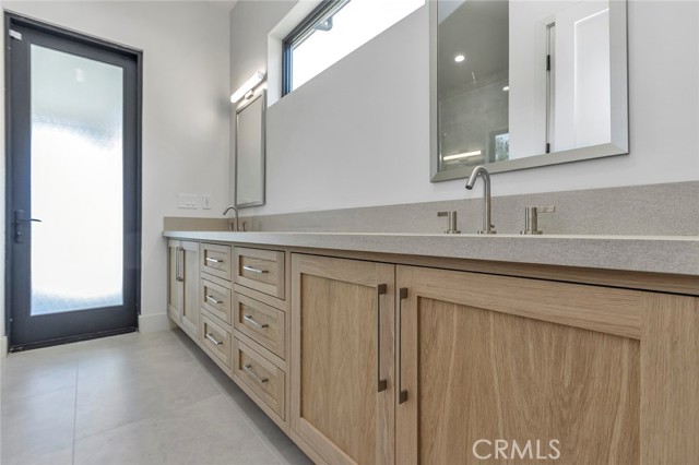 26474 Ranch Creek Road, Canyon Country CA: https://media.crmls.org/medias/897cb1ff-8fbb-496d-8494-251f8d6c6bf7.jpg