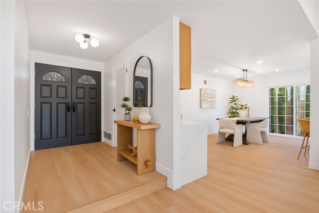 Detail Gallery Image 6 of 41 For 21952 Esplendor, Mission Viejo,  CA 92691 - 4 Beds | 2 Baths