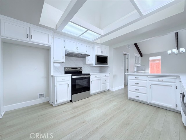 Detail Gallery Image 13 of 45 For 2142 Bennington Ct, Merced,  CA 95340 - 4 Beds | 2/1 Baths