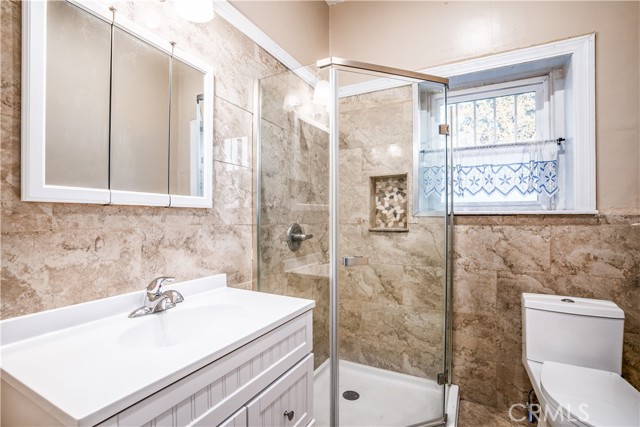 206 E Mcdowell Avenue, Alturas CA: https://media.crmls.org/medias/897e26a9-310a-49b3-a0db-be3e2630253b.jpg