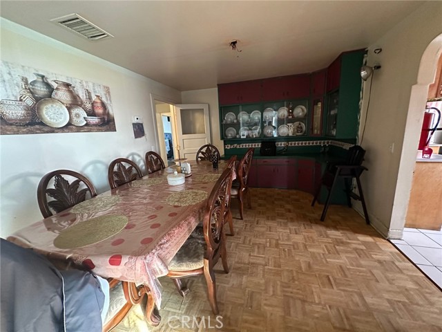 Detail Gallery Image 41 of 54 For 6540 Enos, Bakersfield,  CA 93314 - 5 Beds | 2 Baths