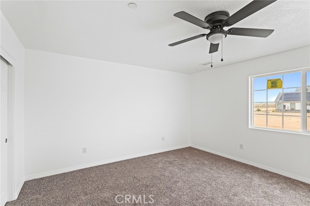 16925 Nanticoke Road, Apple Valley CA: https://media.crmls.org/medias/897e6da9-8276-4359-9153-a789ec1804b8.jpg