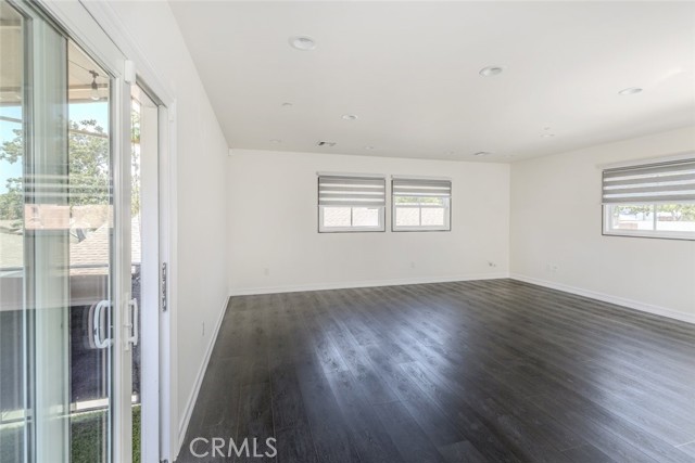 Detail Gallery Image 8 of 23 For 624 Hawthorne St a,  Glendale,  CA 91204 - 2 Beds | 2 Baths