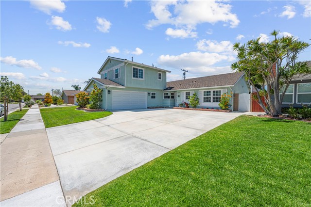 15291 Newcastle Lane, Huntington Beach CA: https://media.crmls.org/medias/897f35c9-d852-4a43-858e-aa77343337d6.jpg
