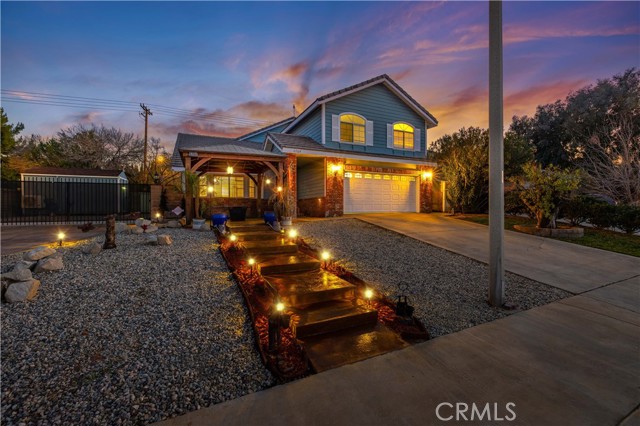 Detail Gallery Image 3 of 56 For 5704 Bulford Pl, Lancaster,  CA 93536 - 3 Beds | 2/1 Baths