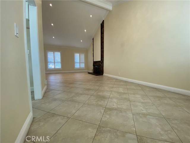 Detail Gallery Image 10 of 52 For 16563 Mount Shelly, Fountain Valley,  CA 92708 - 4 Beds | 3 Baths