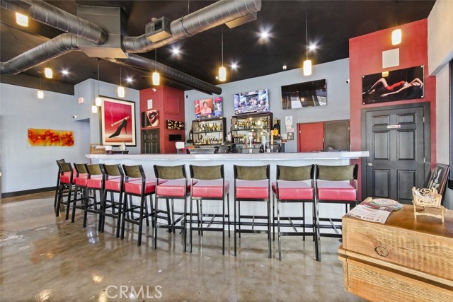 8759 Glenoaks Boulevard, Sun Valley CA: https://media.crmls.org/medias/8980e22f-af31-4a14-8f1e-ae547e2dd6d5.jpg