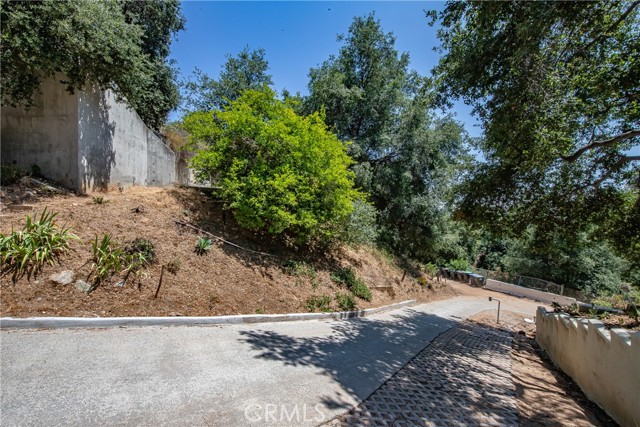 3597 Shaw Ranch Road, Pasadena CA: https://media.crmls.org/medias/89815d01-f1f7-4ca4-8714-28609ad7b936.jpg