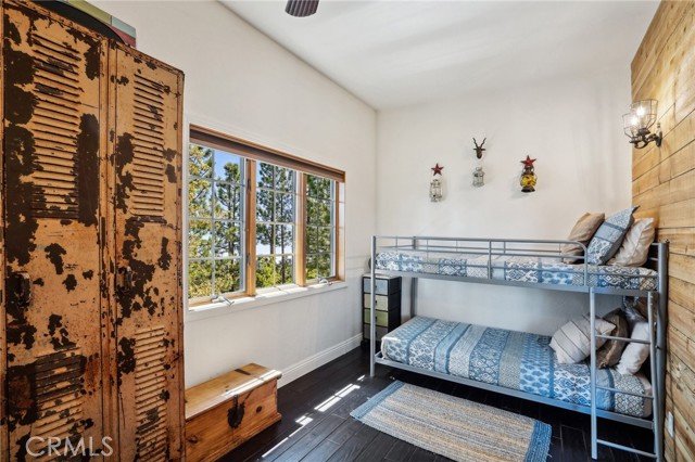 Detail Gallery Image 34 of 42 For 40570 Ironwood Dr, Big Bear Lake,  CA 92315 - 4 Beds | 3/1 Baths