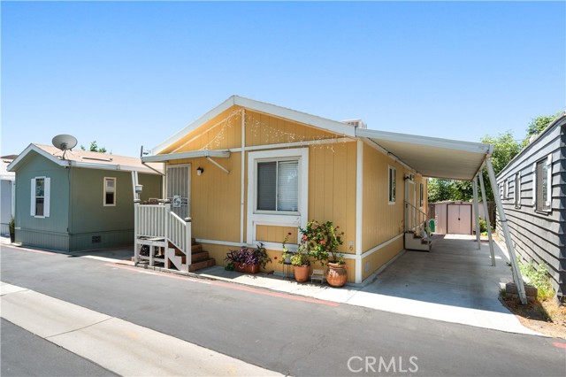 Detail Gallery Image 1 of 1 For 423 W Route 66 #6,  Glendora,  CA 91740 - 2 Beds | 2 Baths