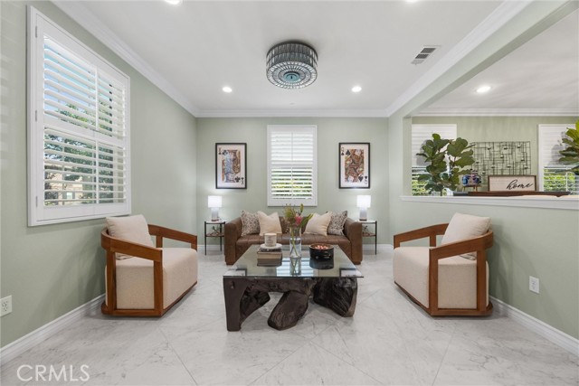 28537 Vista Del Rio Drive, Valencia CA: https://media.crmls.org/medias/898429d9-4c32-4271-a57b-7b59d89d14ef.jpg