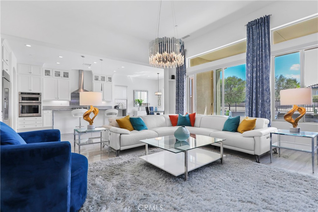 MLS #OC25201228 image #3