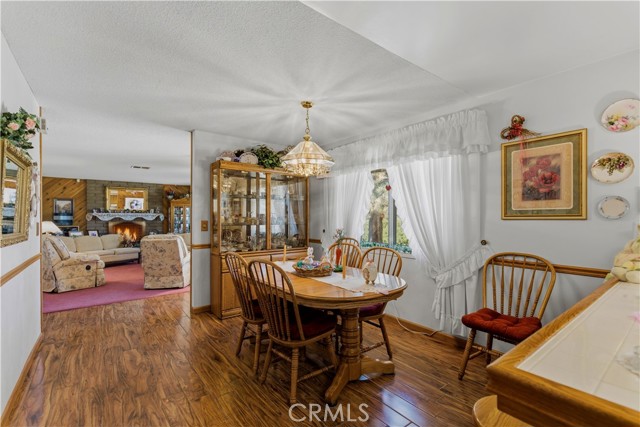 Detail Gallery Image 10 of 44 For 56711 Joshua, Yucca Valley,  CA 92284 - 3 Beds | 2 Baths