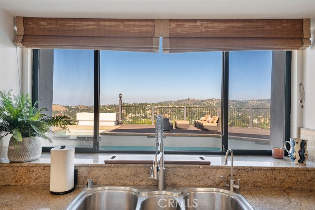 Detail Gallery Image 22 of 67 For 4372 Park Vicente, Calabasas,  CA 91302 - 4 Beds | 4/1 Baths