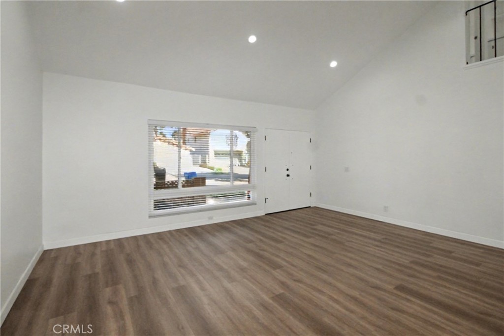 MLS #OC25258618 image #22