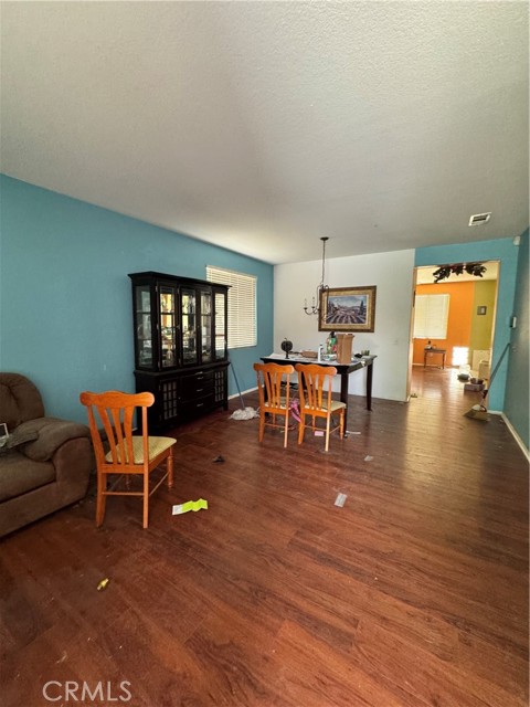 1570 Atlas Peak Lane, San Jacinto CA: https://media.crmls.org/medias/8986314d-07b6-4f70-9681-1a25e2854f99.jpg