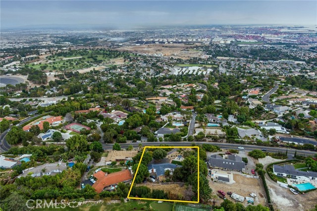 2 VIEW LOTS for the price of one.