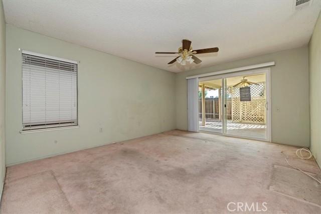 27580 Charlestown Drive, Menifee CA: https://media.crmls.org/medias/8986769e-82d0-42df-823b-c2db2d3d42f2.jpg