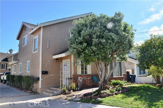 Home is front unit, with its own private front yard