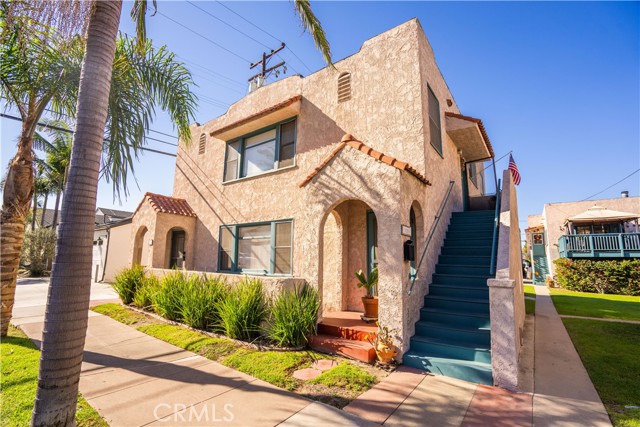 Detail Gallery Image 1 of 1 For 111 3rd St, Seal Beach,  CA 90740 - – Beds | – Baths