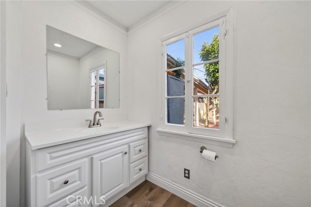 Detail Gallery Image 21 of 34 For 2232 Northside, Montebello,  CA 90640 - 2 Beds | 1/1 Baths