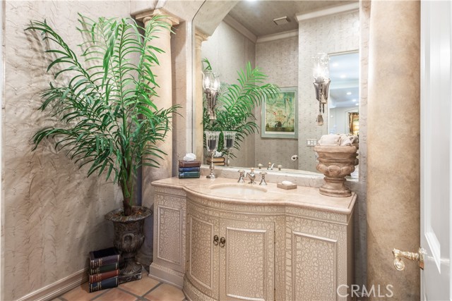 Detail Gallery Image 19 of 22 For 3589 Lariat Ln, Rolling Hills Estates,  CA 90274 - 5 Beds | 5/1 Baths