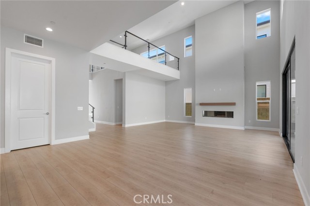 Detail Gallery Image 6 of 53 For 20637 W Hummingbird, Porter Ranch,  CA 91326 - 5 Beds | 5/1 Baths