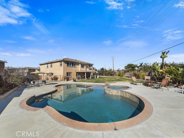 9478 Turnbridge Ln, Riverside, CA 92508