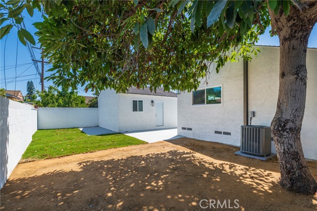 4224 Falcon Avenue, Long Beach CA: https://media.crmls.org/medias/898a8e6a-deb8-400f-a339-2c5e80243a86.jpg