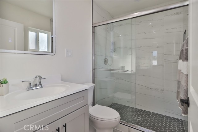 22131 1/2 Victory, Canoga Park CA: https://media.crmls.org/medias/898ade17-909c-4c5a-8528-12f1a4784867.jpg